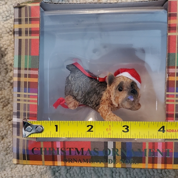Sandicast yorkshire terrier Christmas ornament - Picture 3 of 4